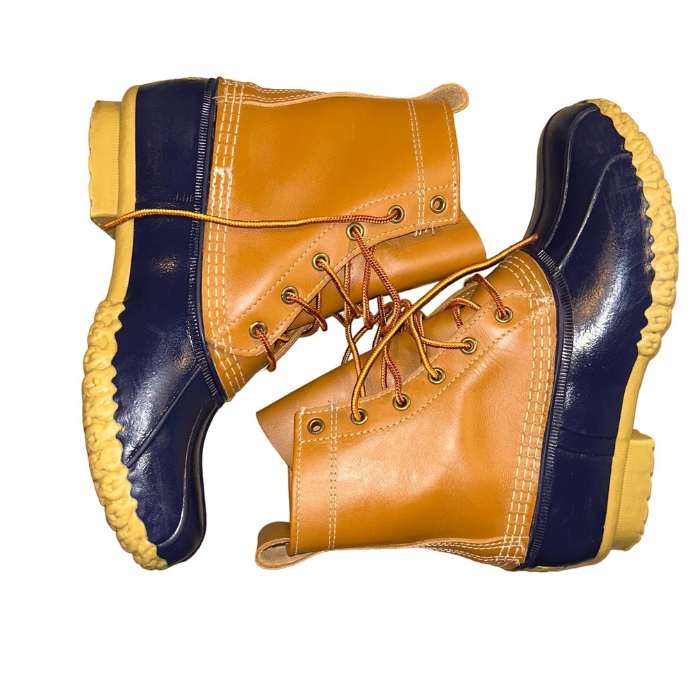 Ll bean women’s duck boot handcrafted in Main size 9M gusseted tongue
